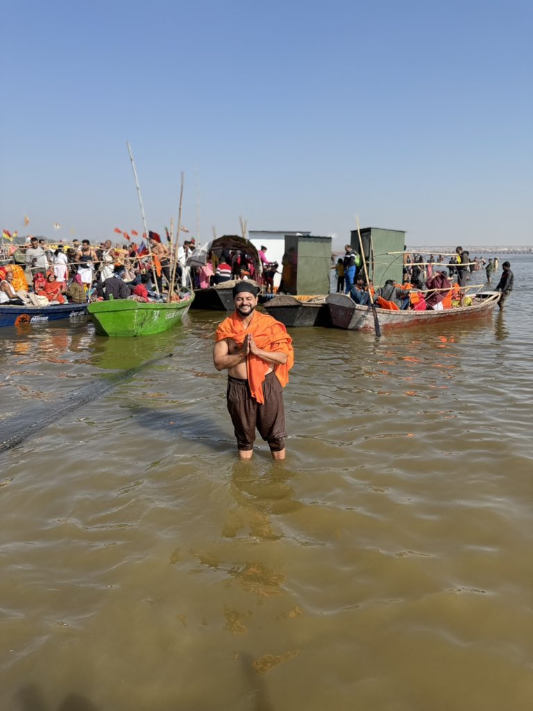 बजरंगबली के भक्‍त क्रिकेटर सुरैश रैना ने संगम में लगाई आस्‍था की डुबकी