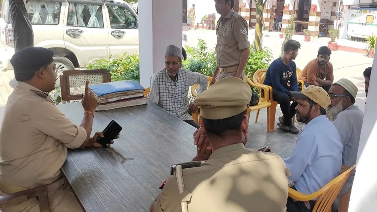 संभल के नेजा मेला पर पुलिस ने लगाई रोक, गजनवी के सेनापति की याद में होता था जलसा