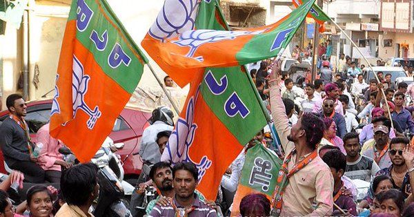 महाराष्ट्र: BJP की बड़ी जीत, 2974 ग्राम पंचायत में से 1,457 पर कब्जा